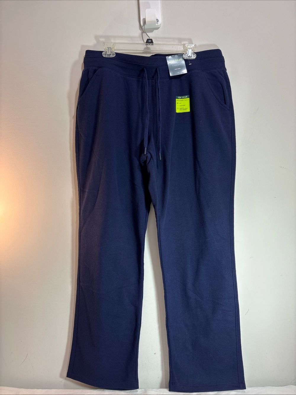 Tek Gear Women’s Navy Pull-On Sweatpants with Drawstring. New!! 1310